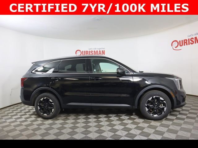 Used 2024 Kia Sorento S image 13