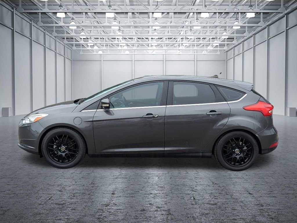 Used 2016 Ford Focus Electric Hatchback image 2
