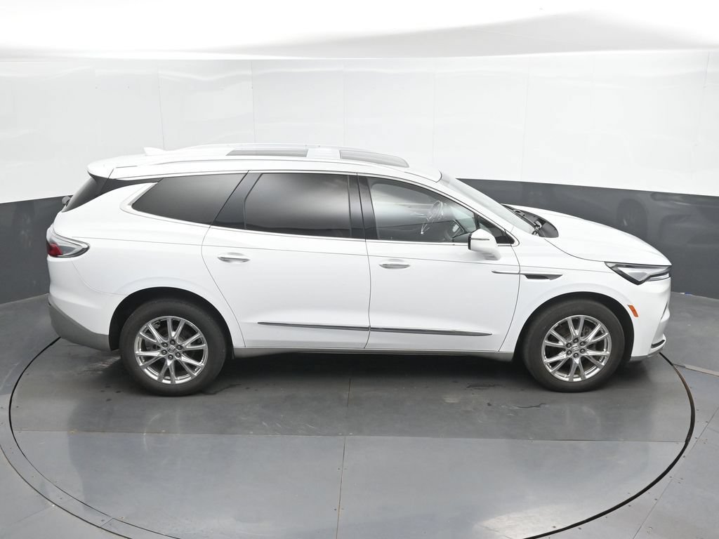Used 2023 Buick Enclave Essence w/ Experience Buick Package AWD/4WD image 31