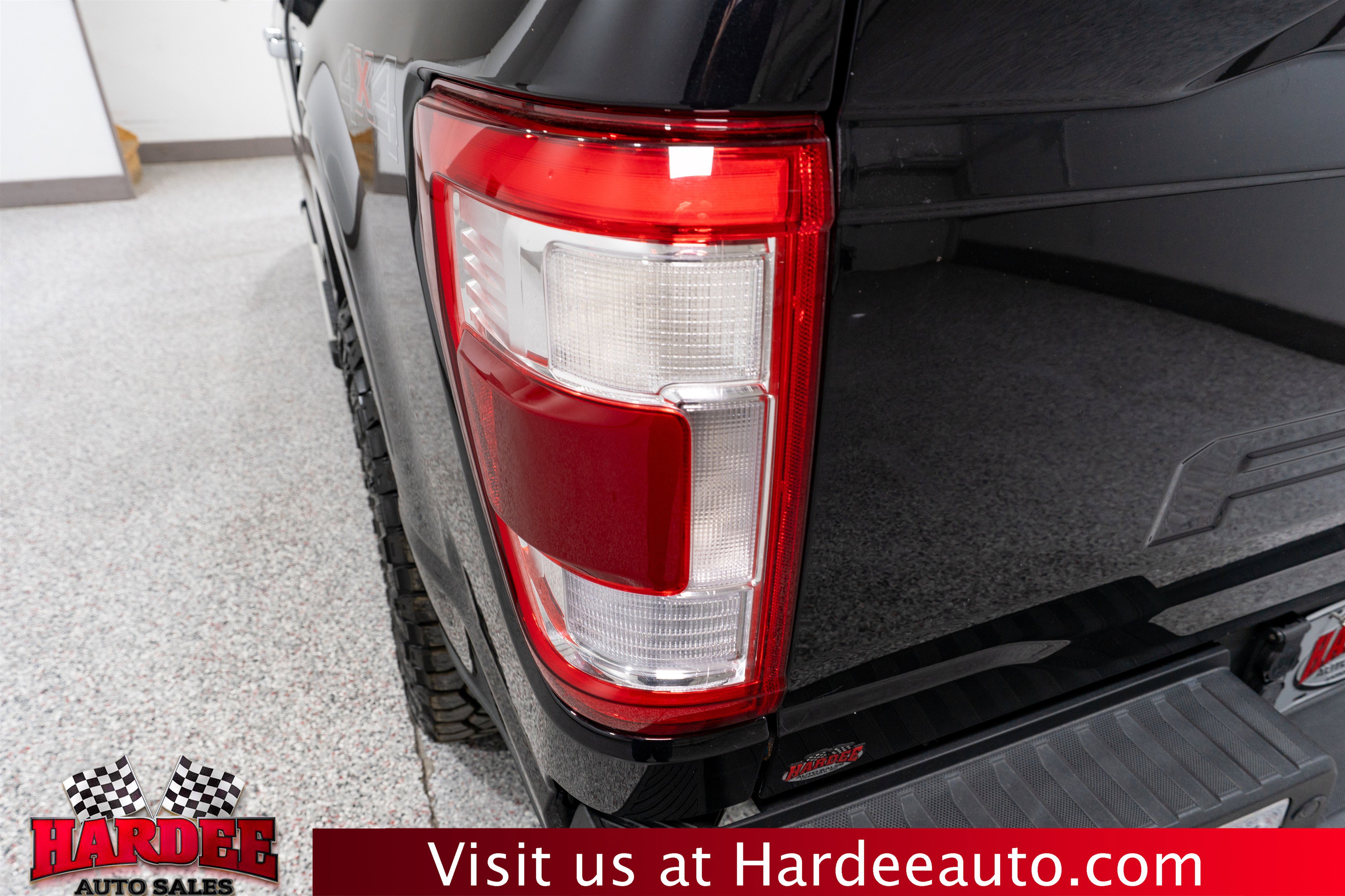 Used 2021 Ford F150 Lariat AWD/4WD image 9