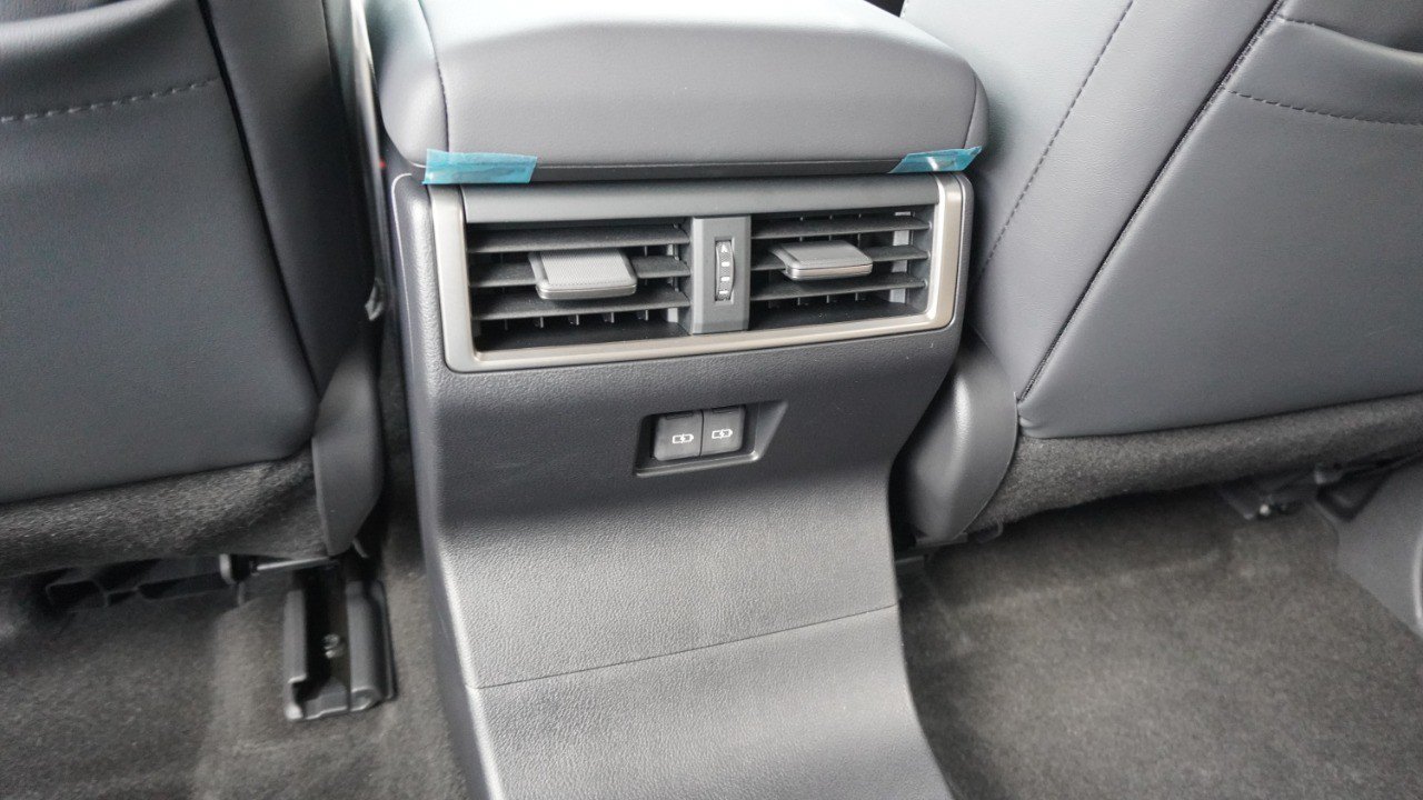 Certified 2025 Lexus GX 550 AWD/4WD image 31
