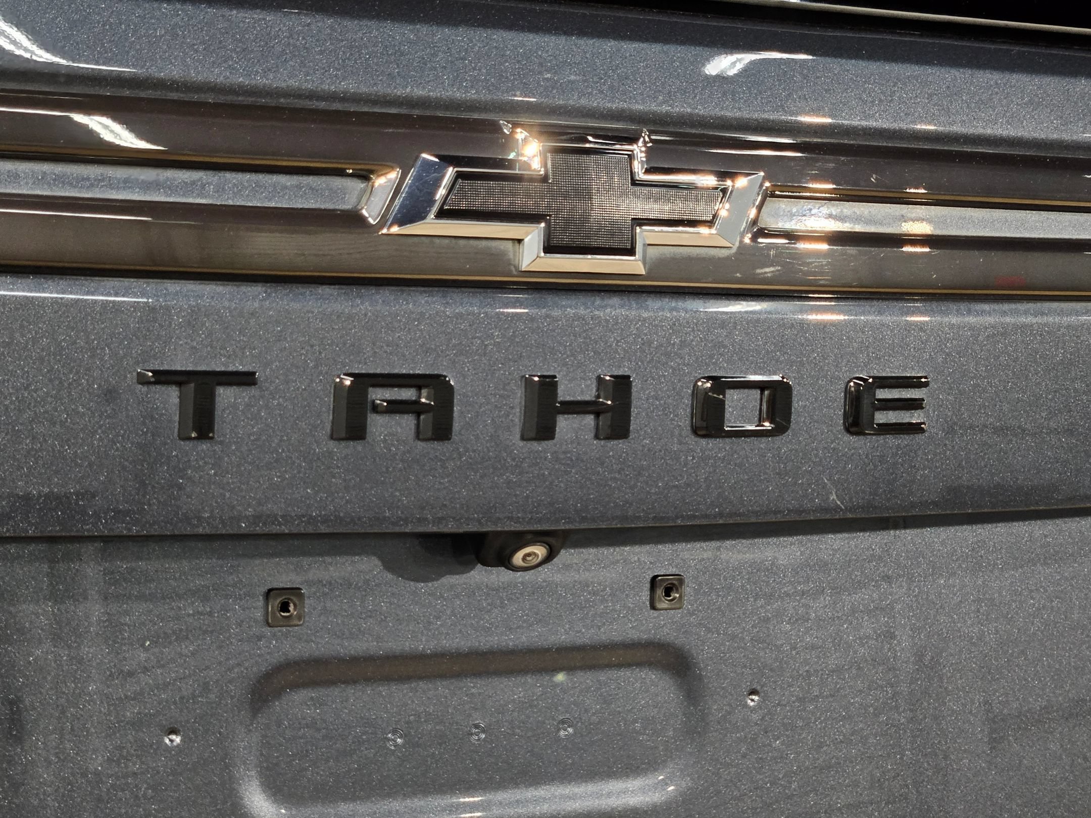 Used 2021 Chevrolet Tahoe Z71 w/ Luxury Package AWD/4WD image 40