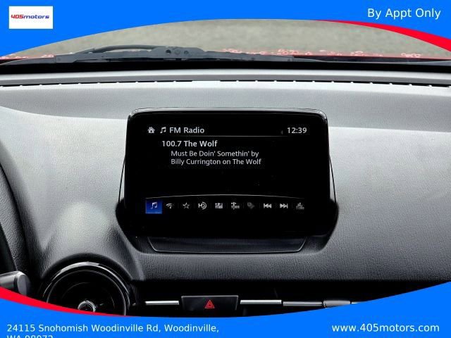 Used 2019 Toyota Yaris LE image 17