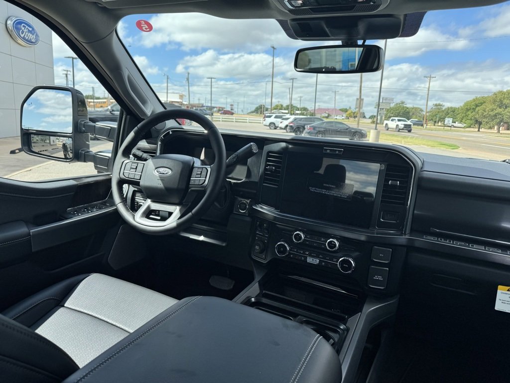 New 2026 Ford F350 Lariat image 18