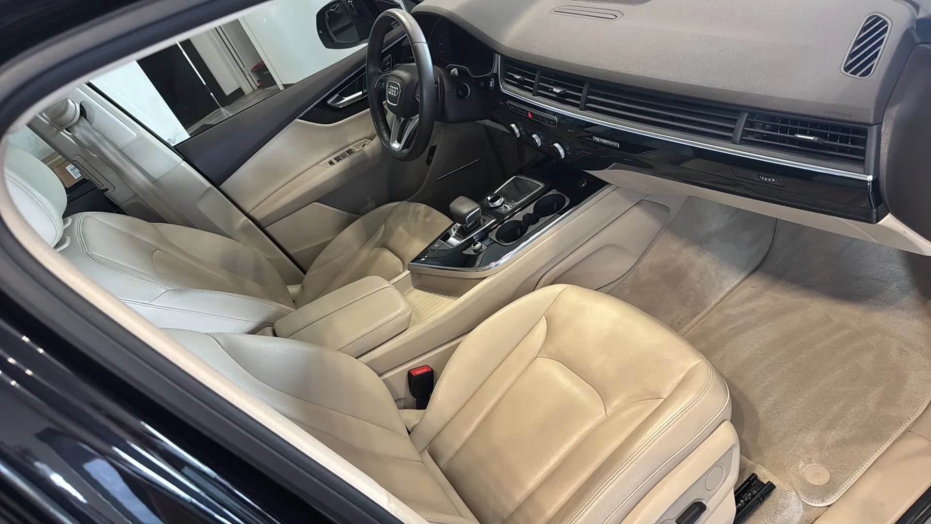 Used 2018 Audi Q7 3.0T Premium Plus AWD/4WD image 19