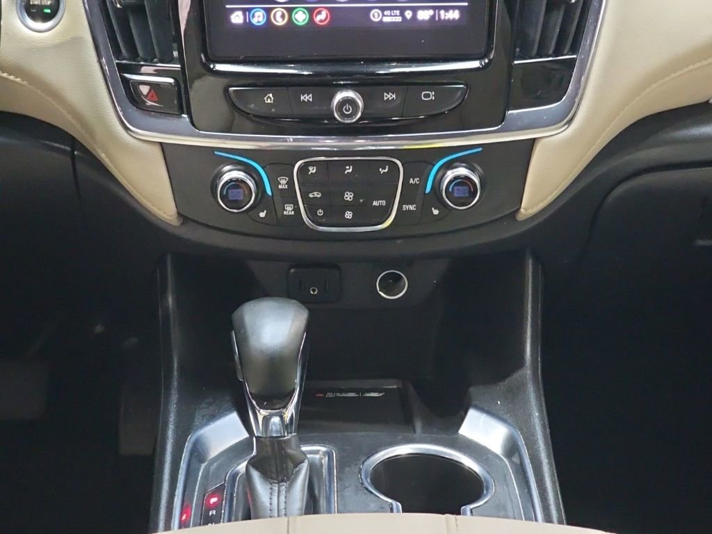 Used 2023 Chevrolet Traverse LT AWD/4WD image 19