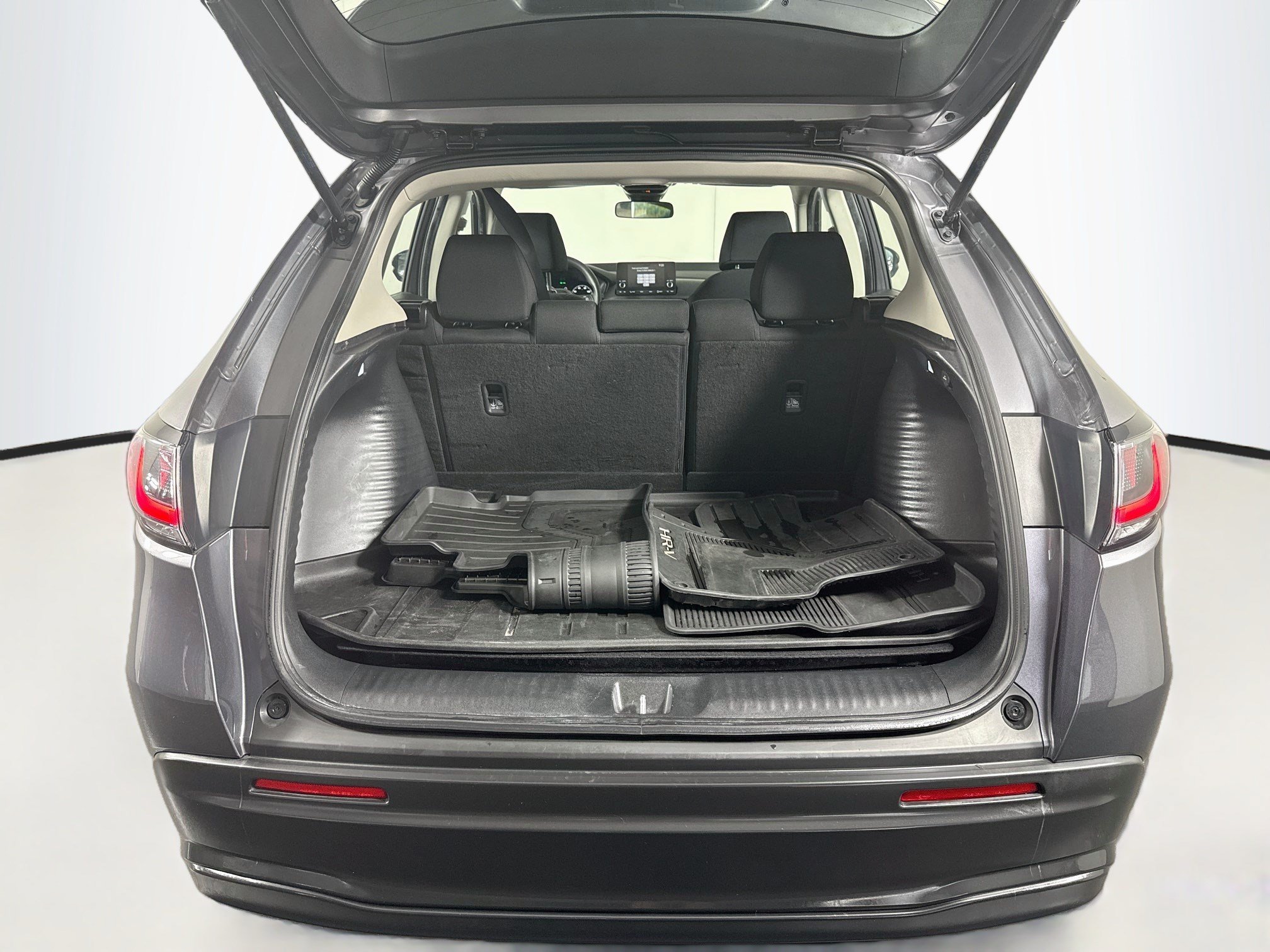 Used 2024 Honda HR-V LX image 35