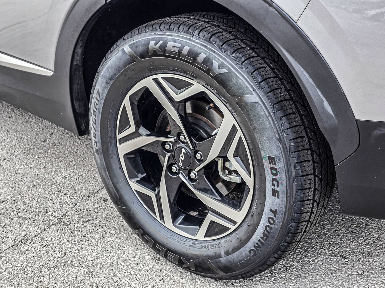 Used 2023 Kia Sportage LX AWD/4WD image 9