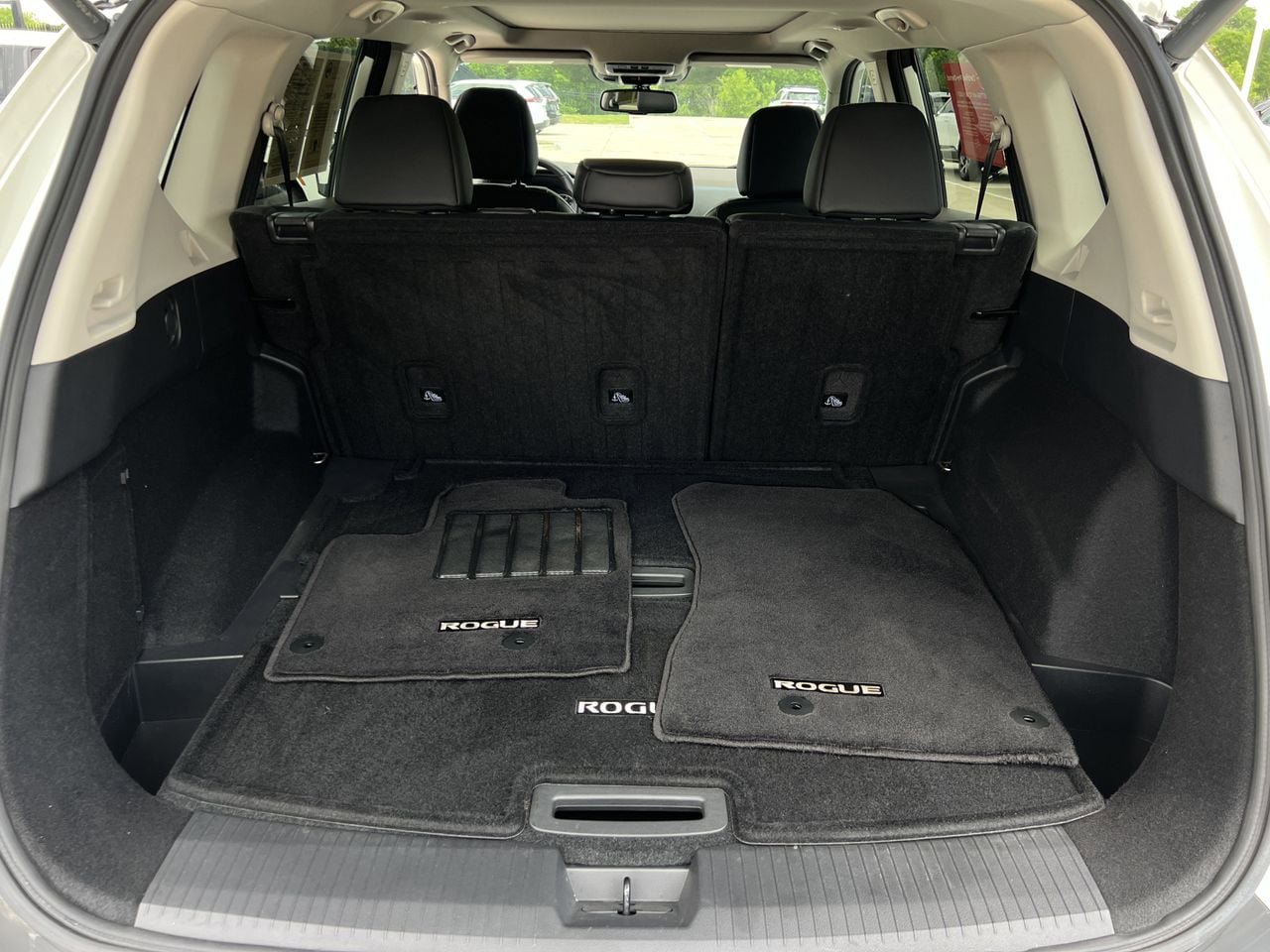 Certified 2023 Nissan Rogue SL FWD image 26