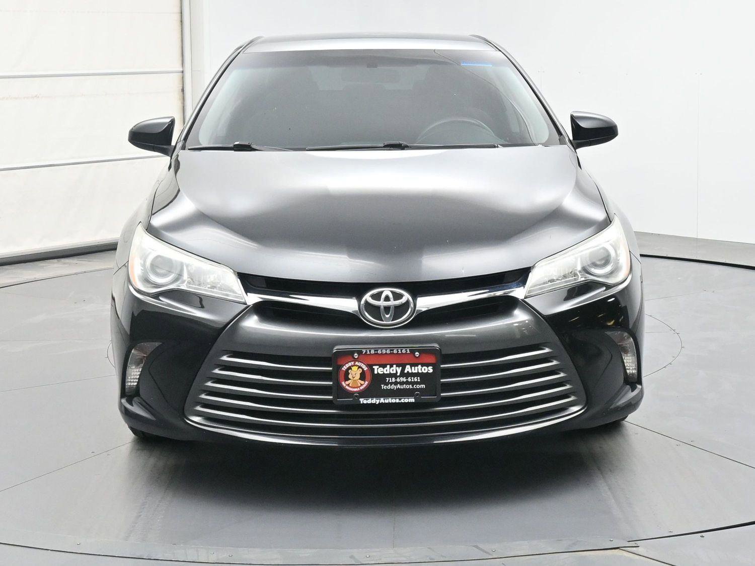 Used 2015 Toyota Camry LE FWD image 24