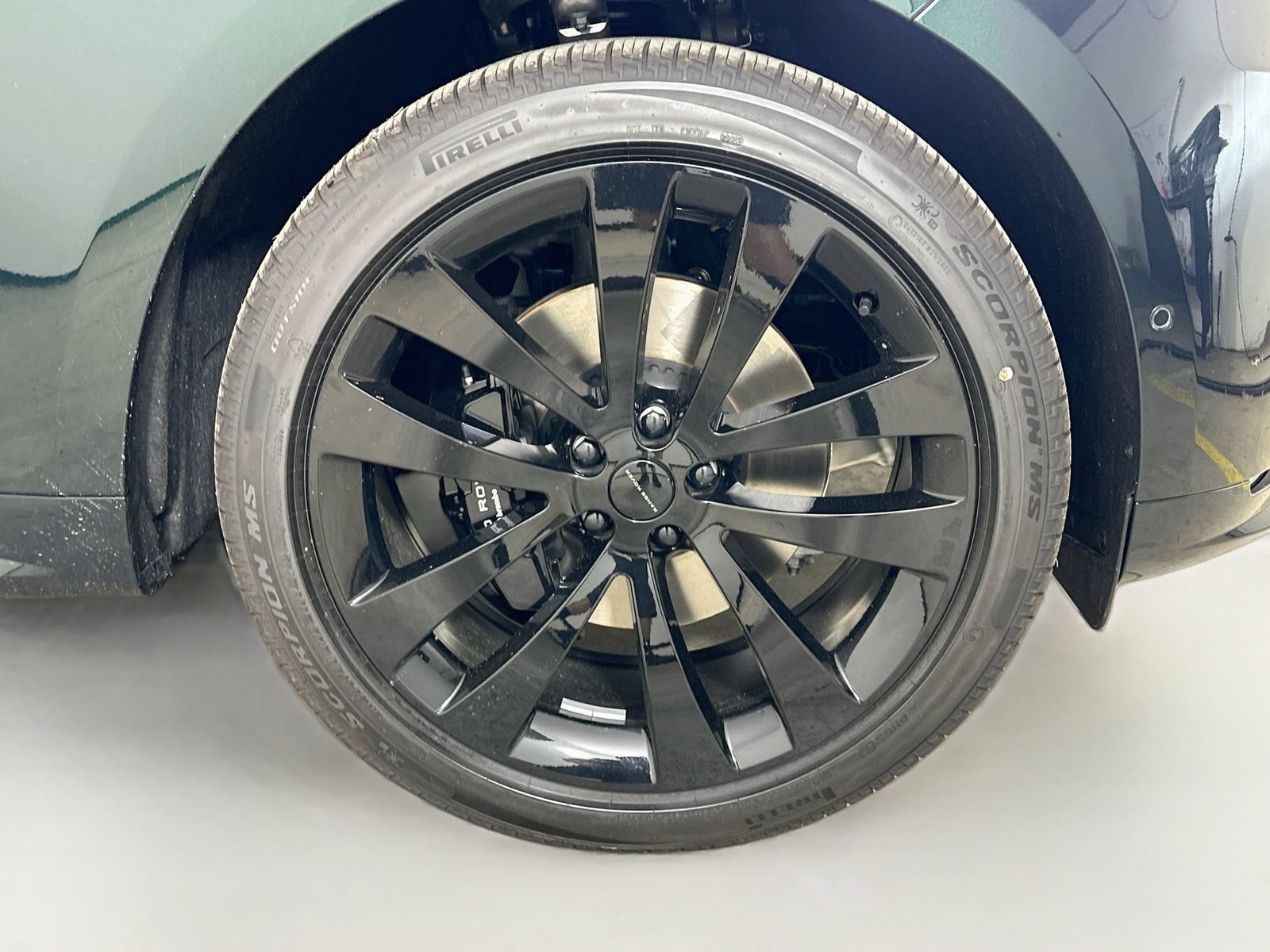 New 2027 Land Rover Range Rover Sport Dynamic SE AWD/4WD image 10