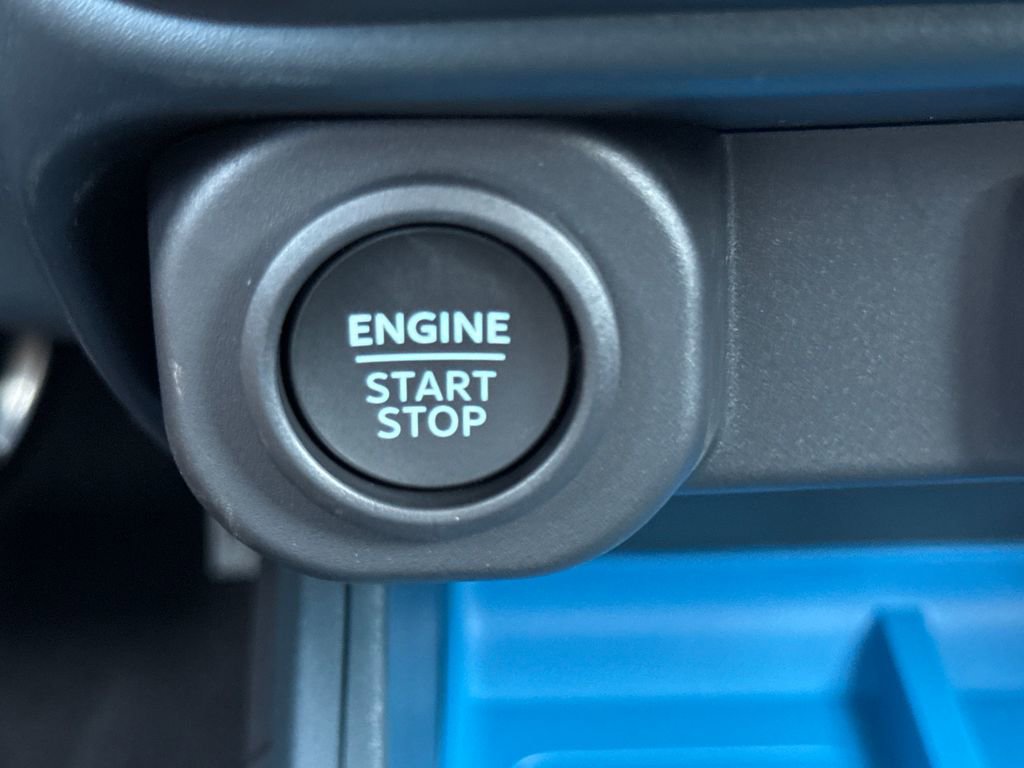 New 2025 Ford Maverick XLT image 19