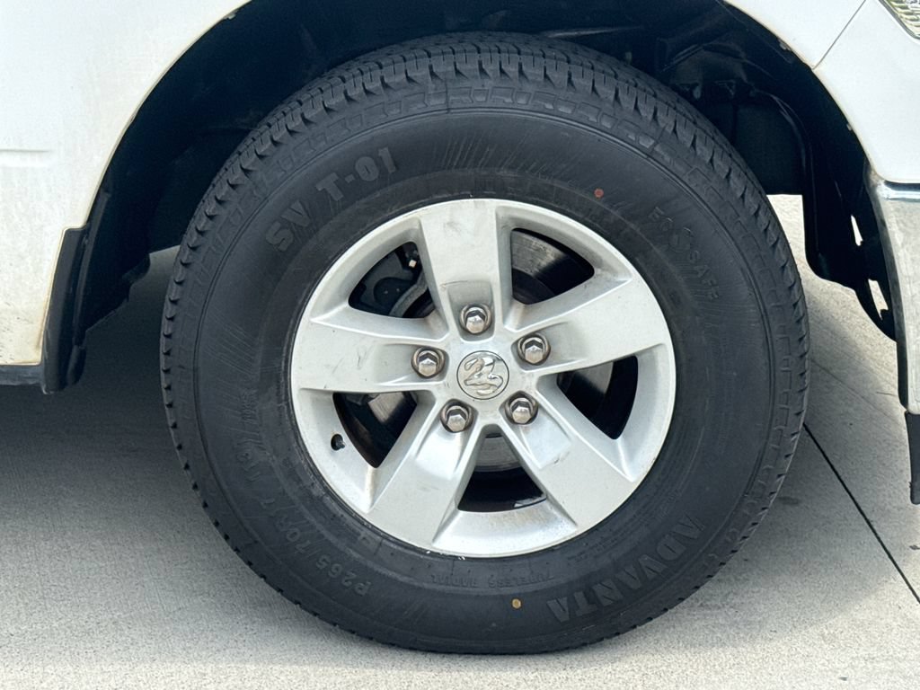 Used 2019 RAM 1500 Classic SLT RWD image 11