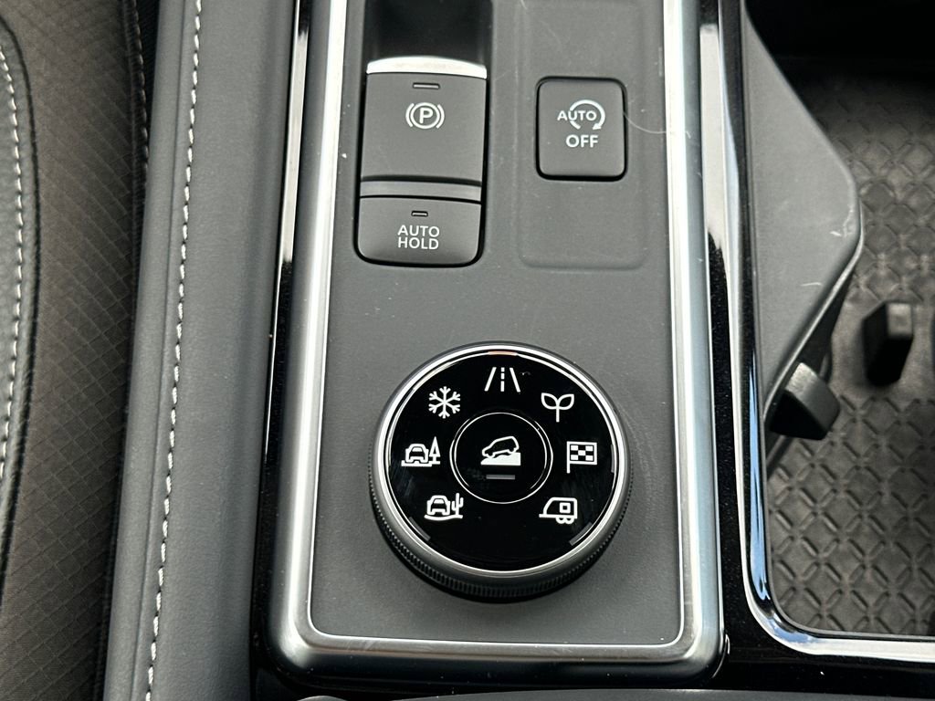 New 2026 Nissan Pathfinder SL w/ SL Premium Package image 27