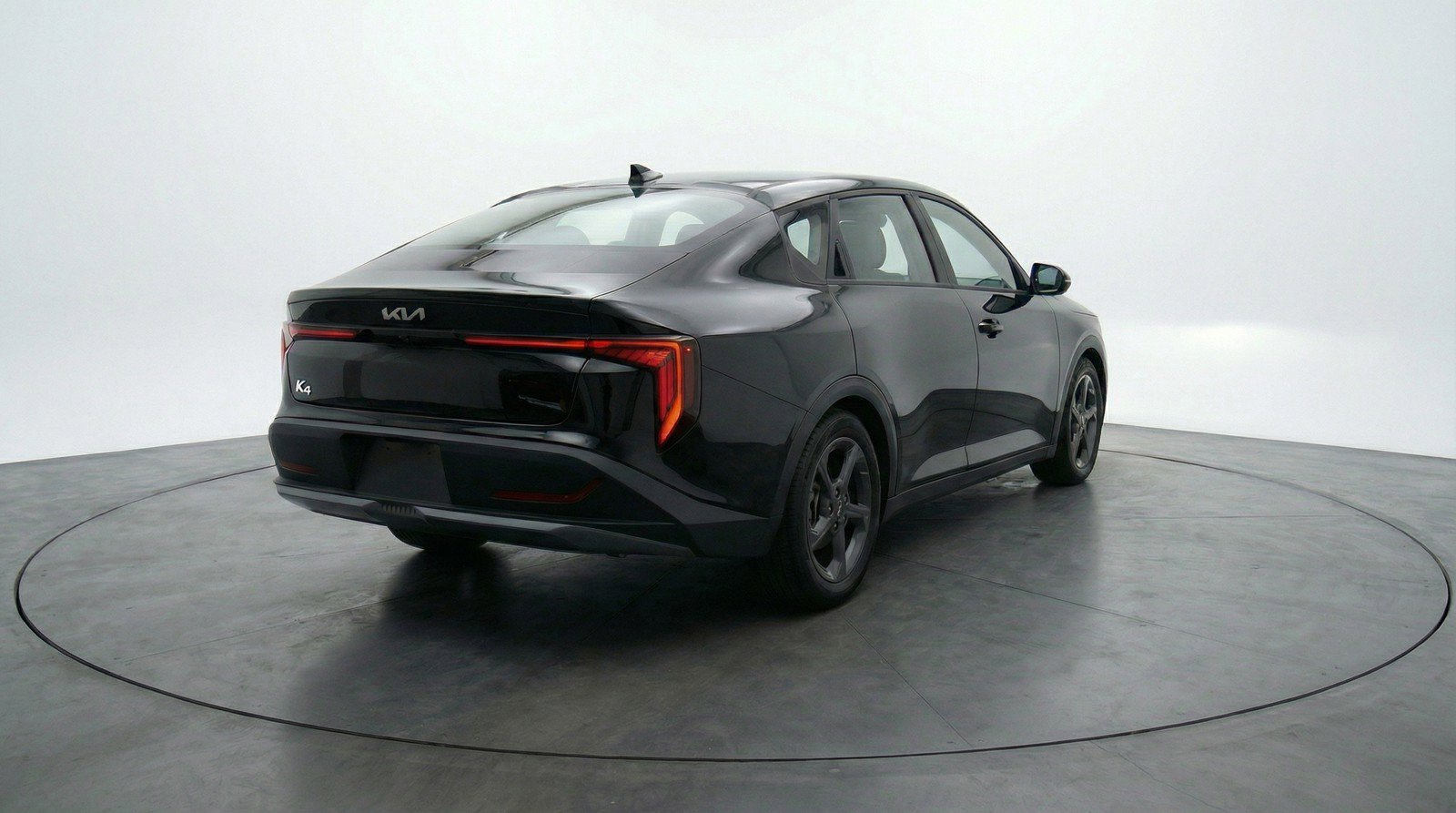 Used 2025 Kia K4 FWD image 7