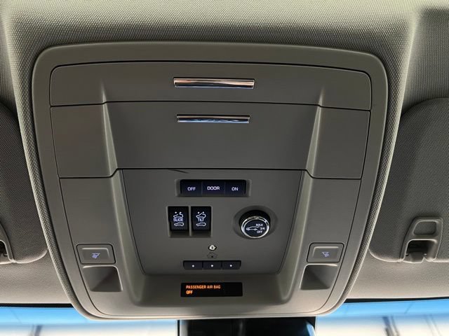 Used 2019 Chevrolet Tahoe Premier w/ RST Edition AWD/4WD image 39