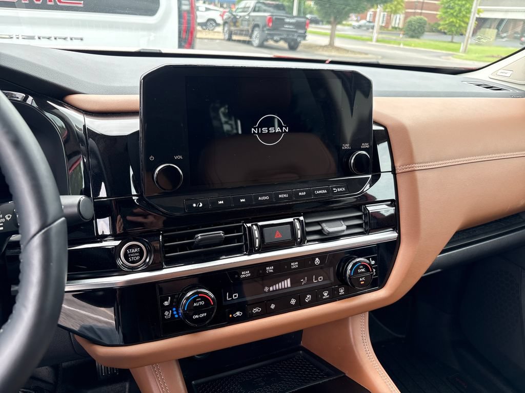 Used 2023 Nissan Pathfinder Platinum w/ Lighting Package (N93) AWD/4WD image 20