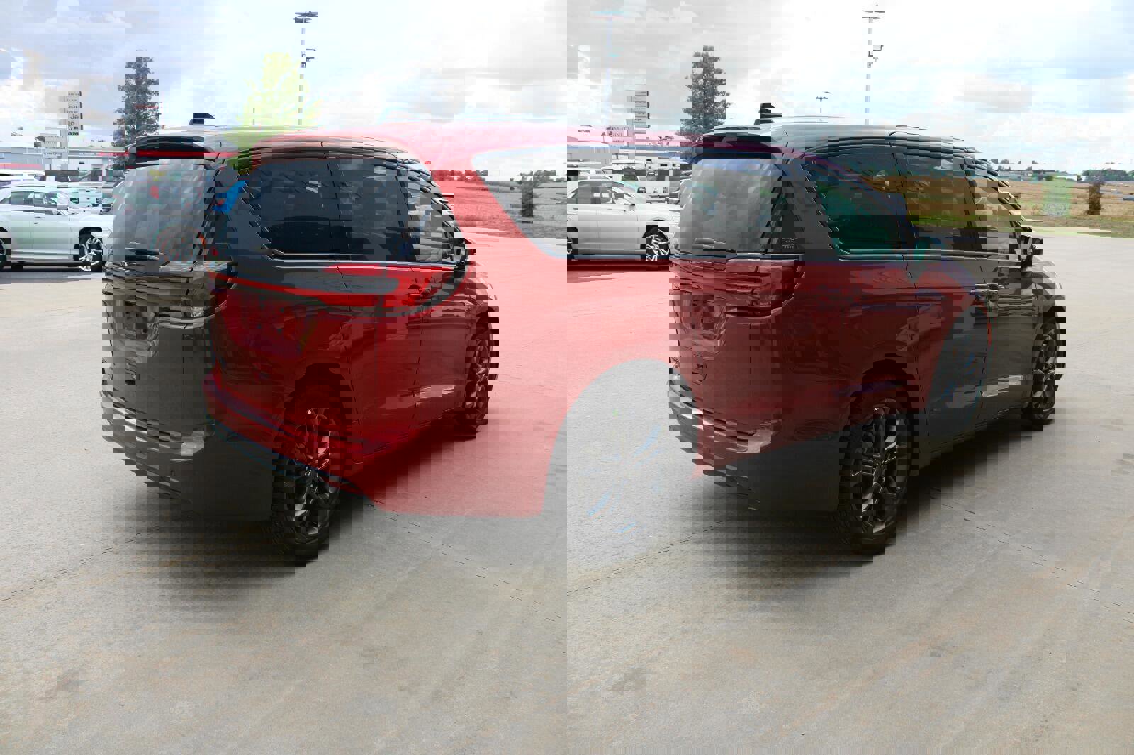 New 2026 Chrysler Pacifica Select image 6