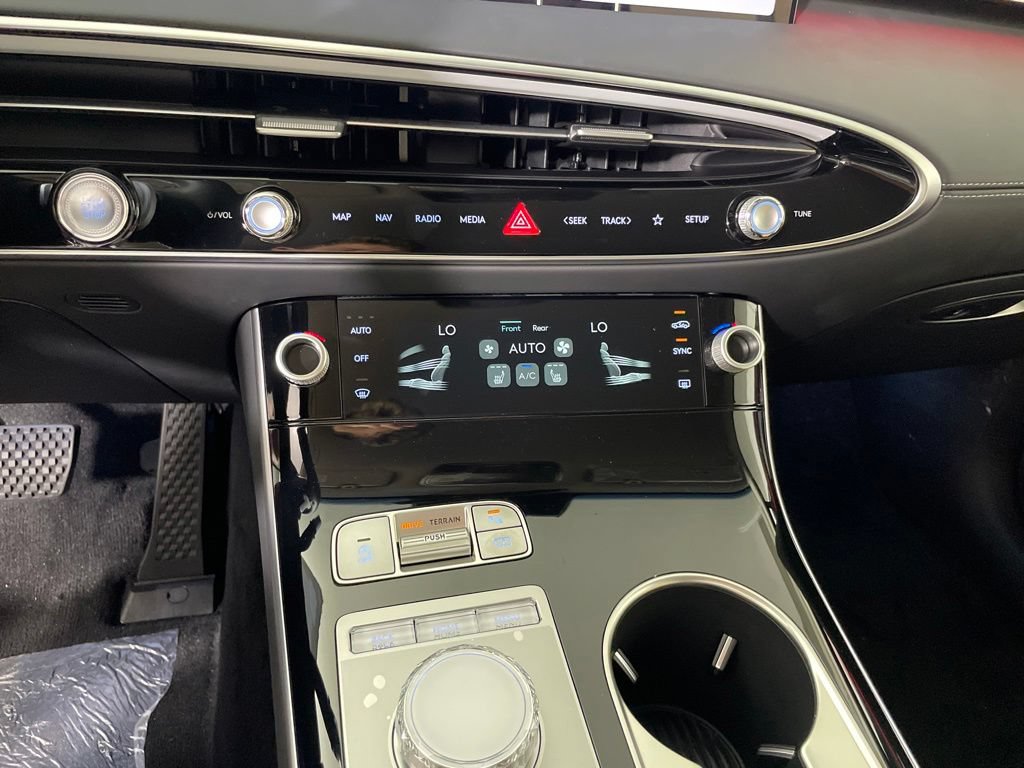 New 2026 Genesis GV70 2.5T AWD/4WD image 9