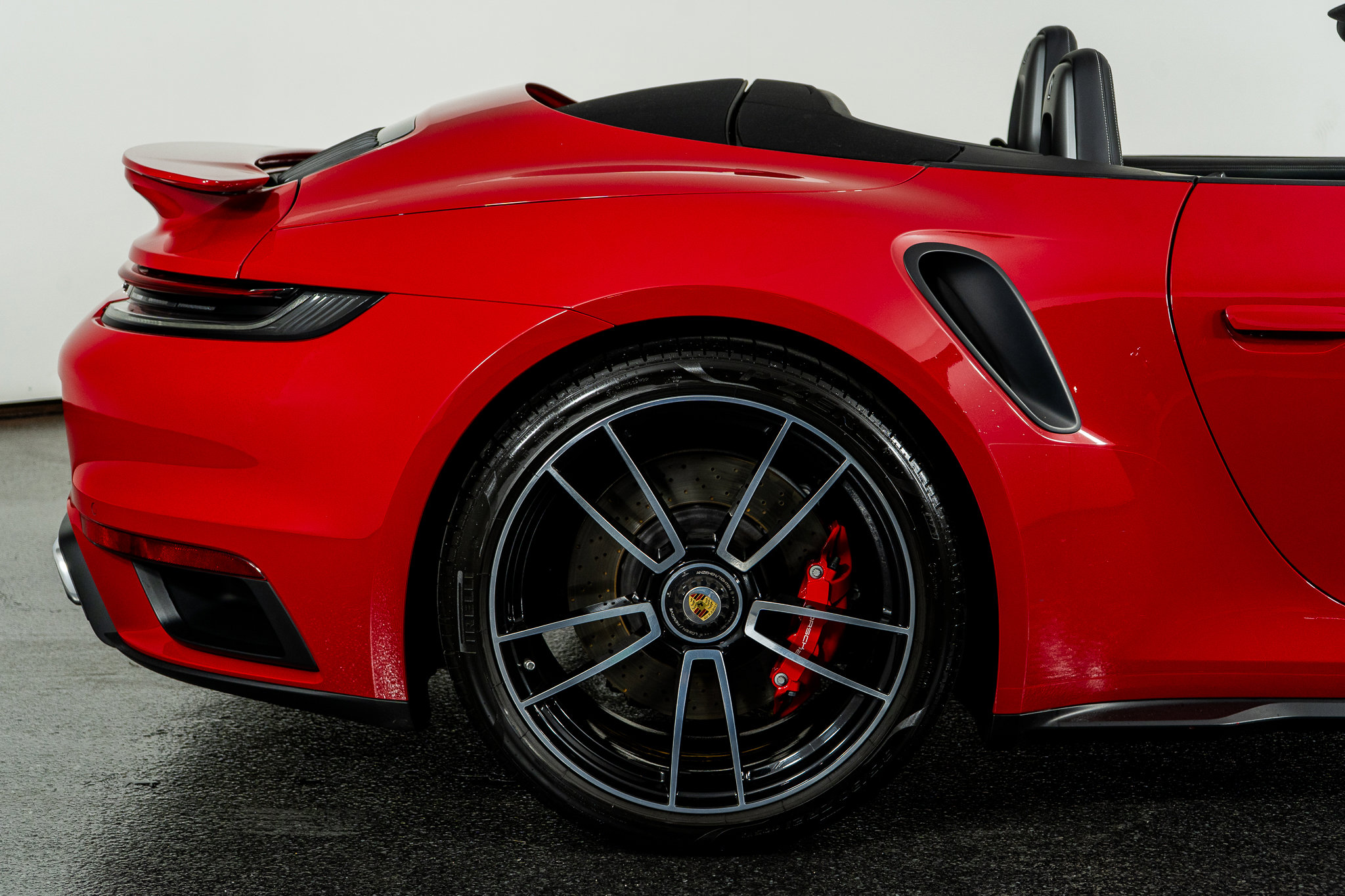 Used 2024 Porsche 911 Turbo image 9