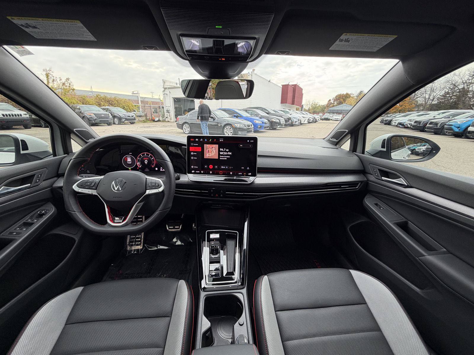 Used 2025 Volkswagen GTI Autobahn FWD image 26
