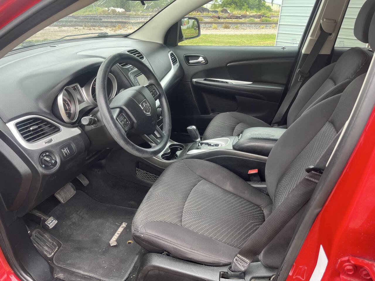 Used 2014 Dodge Journey SXT w/ Flexible Seating Group FWD image 23