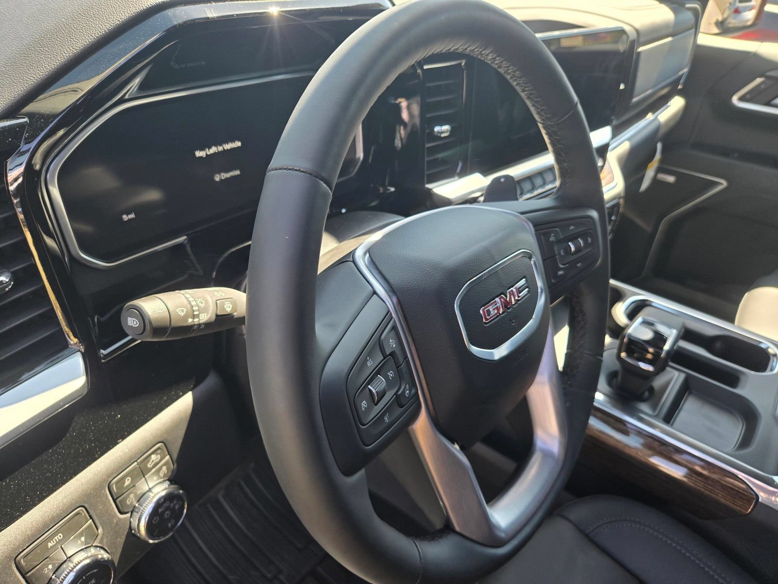 New 2026 GMC Sierra 1500 Elevation w/ Elevation Premium Package AWD/4WD image 10