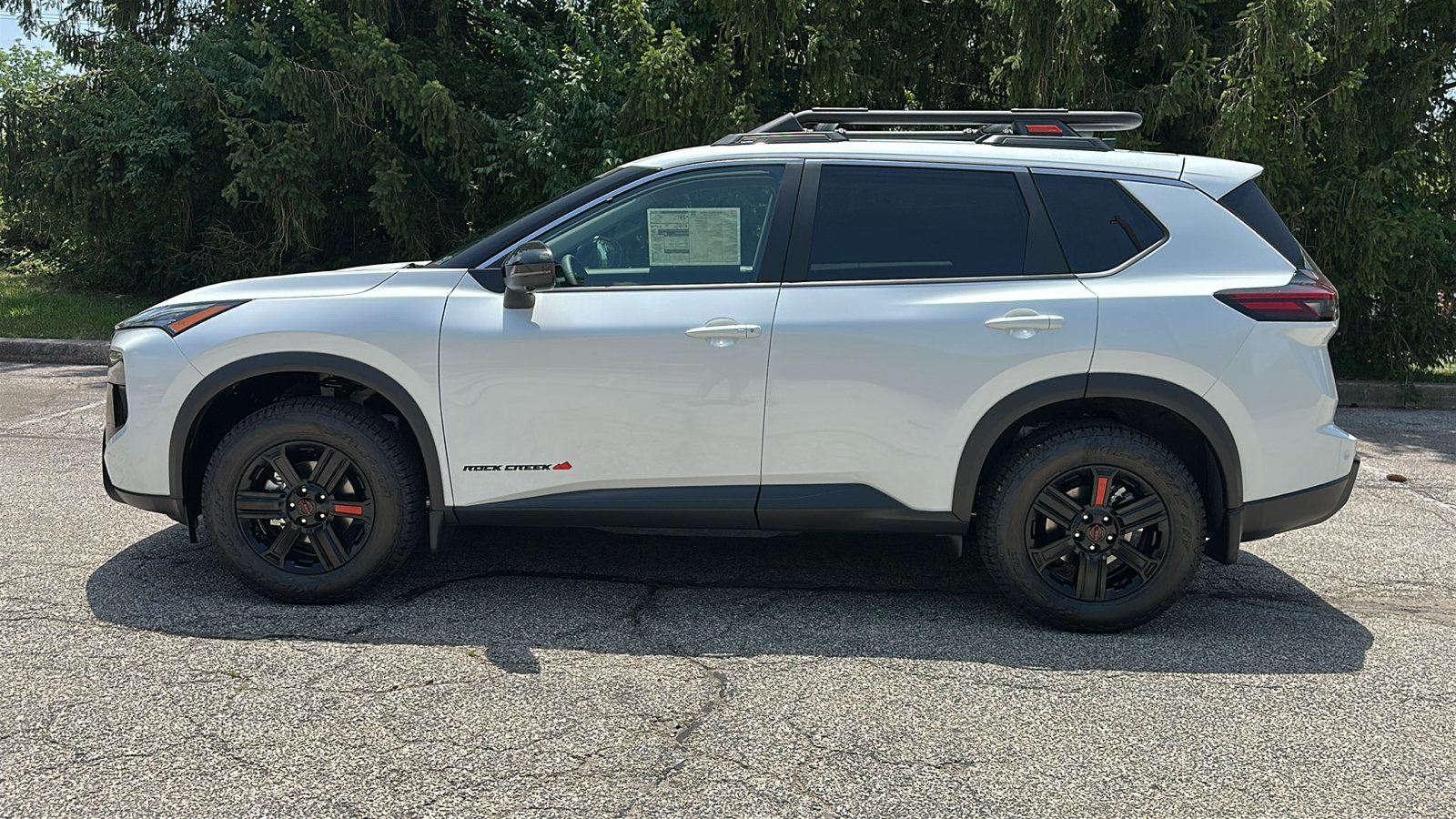New 2026 Nissan Rogue SV AWD/4WD image 12