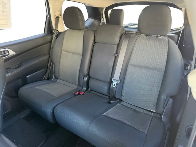 Used 2017 Nissan Pathfinder S AWD/4WD image 11