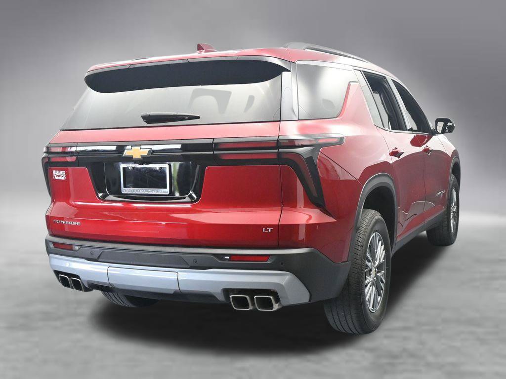 Used 2024 Chevrolet Traverse LT FWD image 6