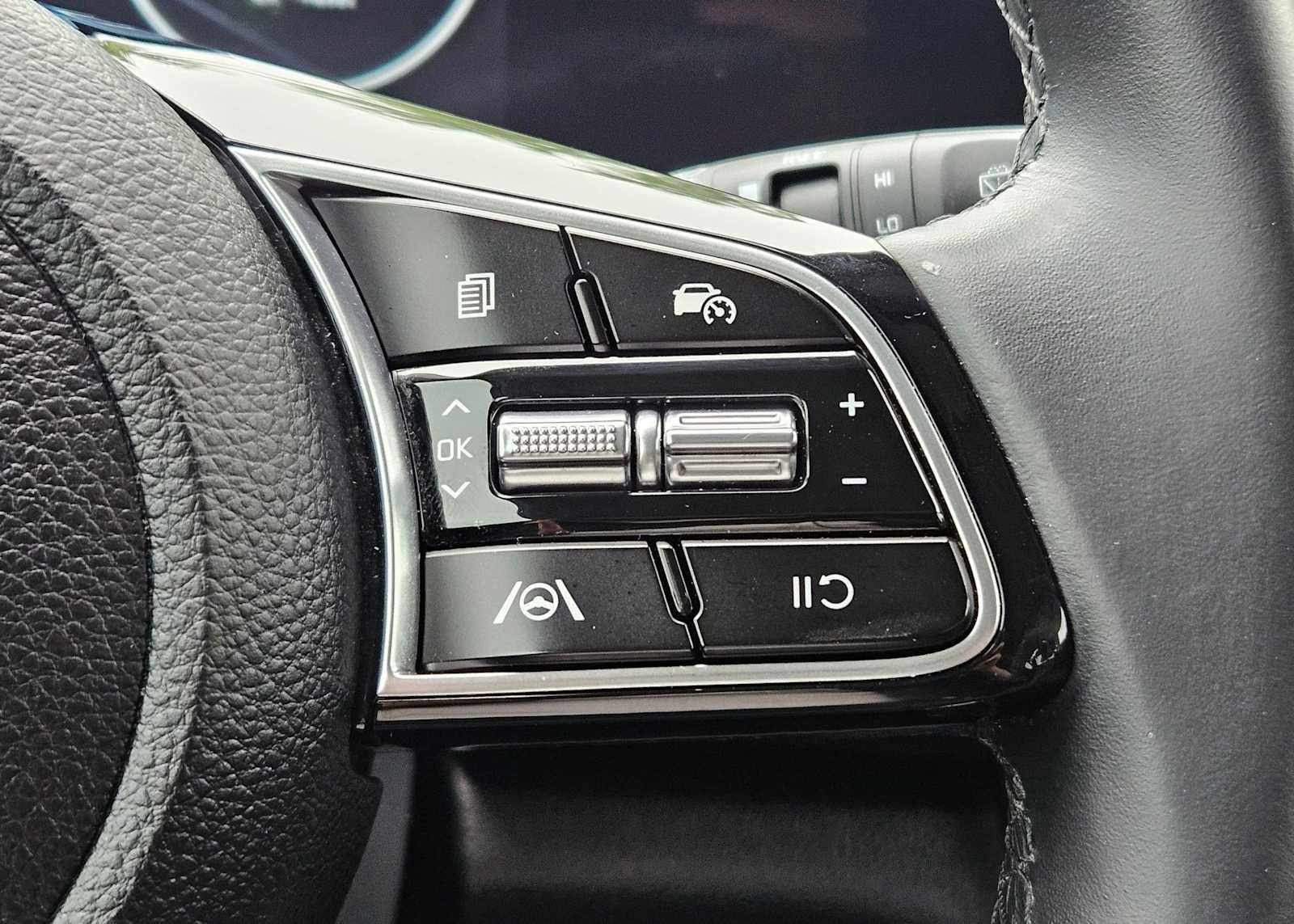 Certified 2024 Kia Seltos X-Line AWD/4WD image 22