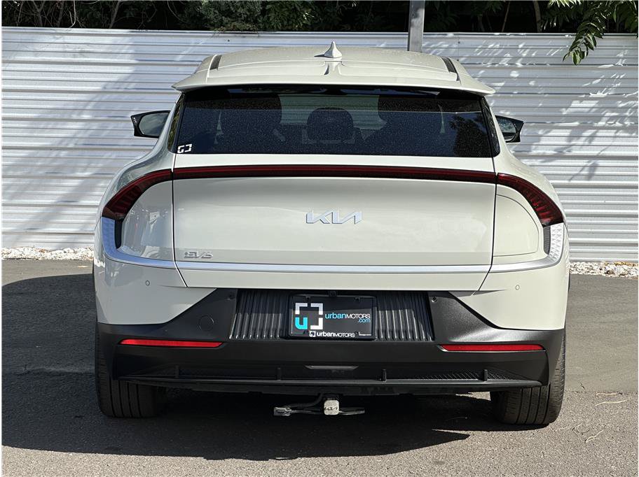 Used 2024 Kia EV6 Light AWD/4WD image 11