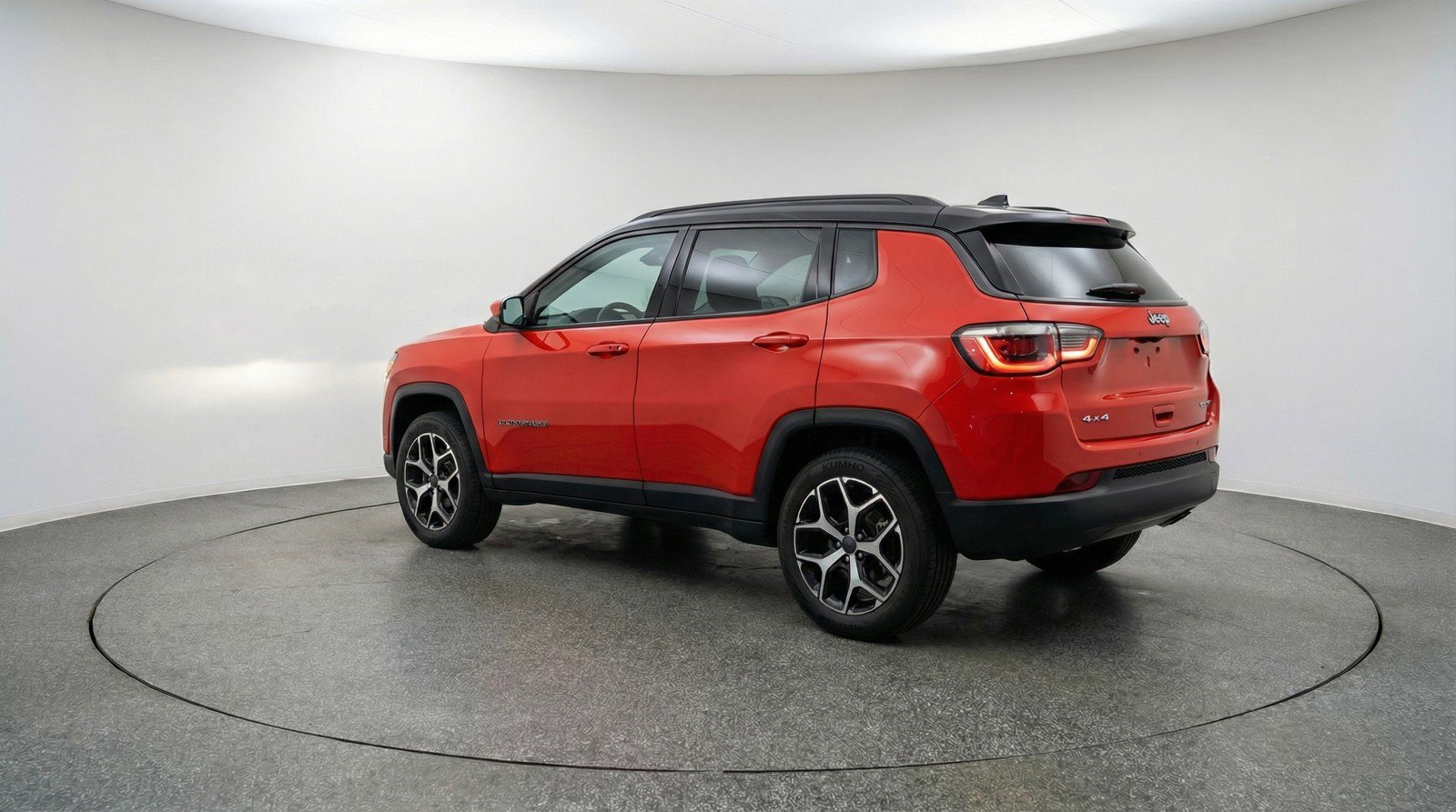 Used 2025 Jeep Compass Limited image 6