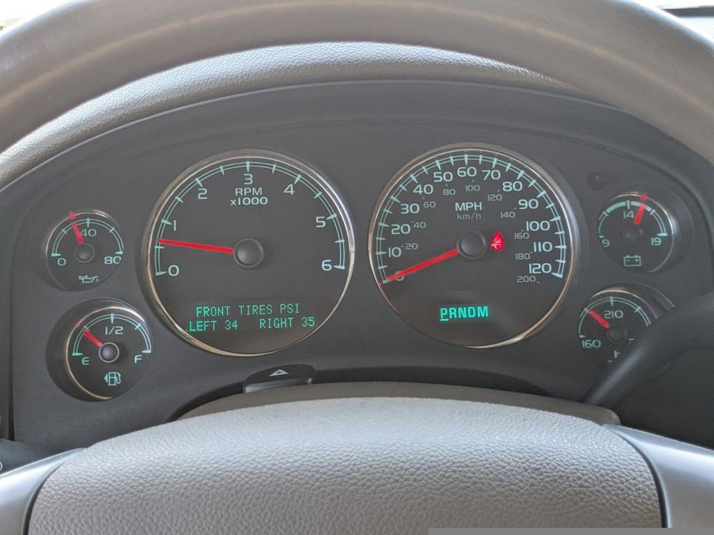 Used 2013 Chevrolet Avalanche LTZ image 29