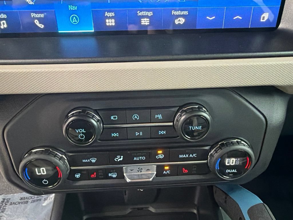 Used 2023 Ford Bronco Wildtrak AWD/4WD image 28