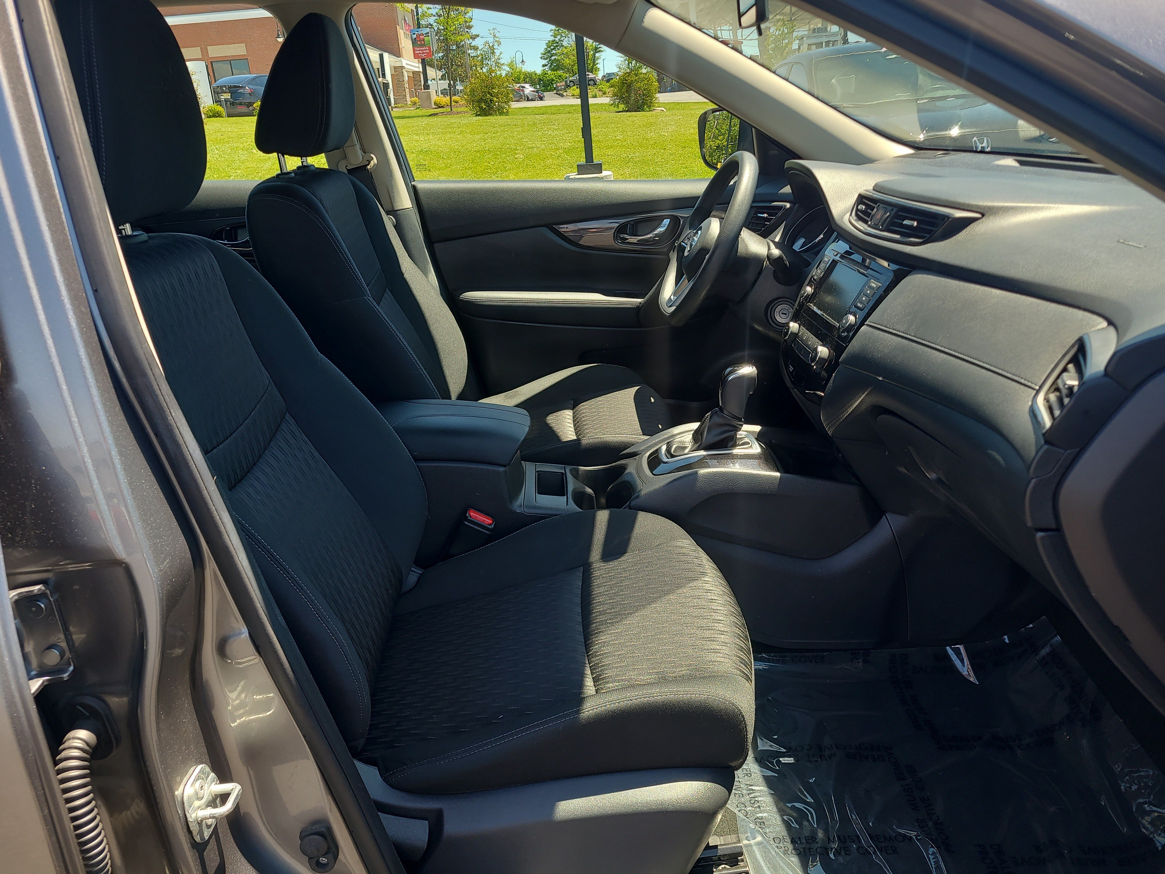 Used 2018 Nissan Rogue S AWD/4WD image 17