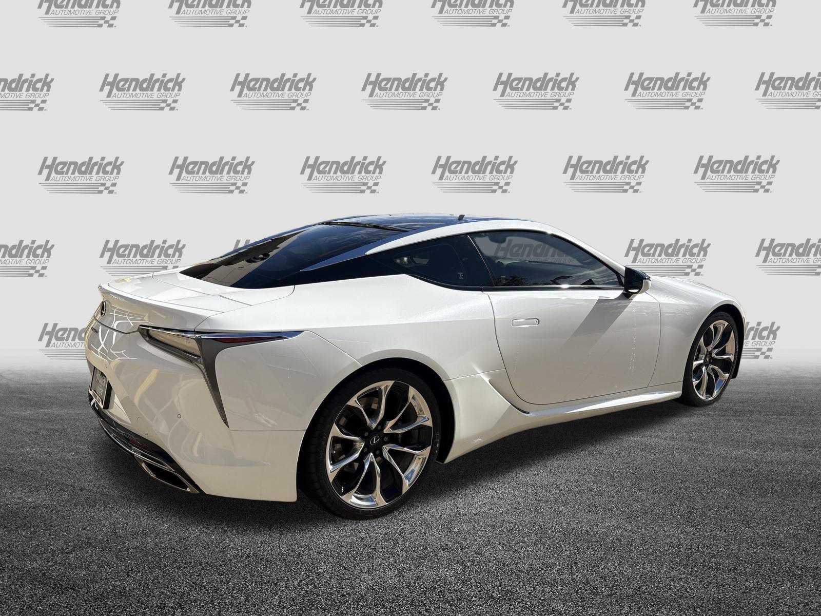 Used 2018 Lexus LC 500 Coupe w/ Performance Package RWD image 10