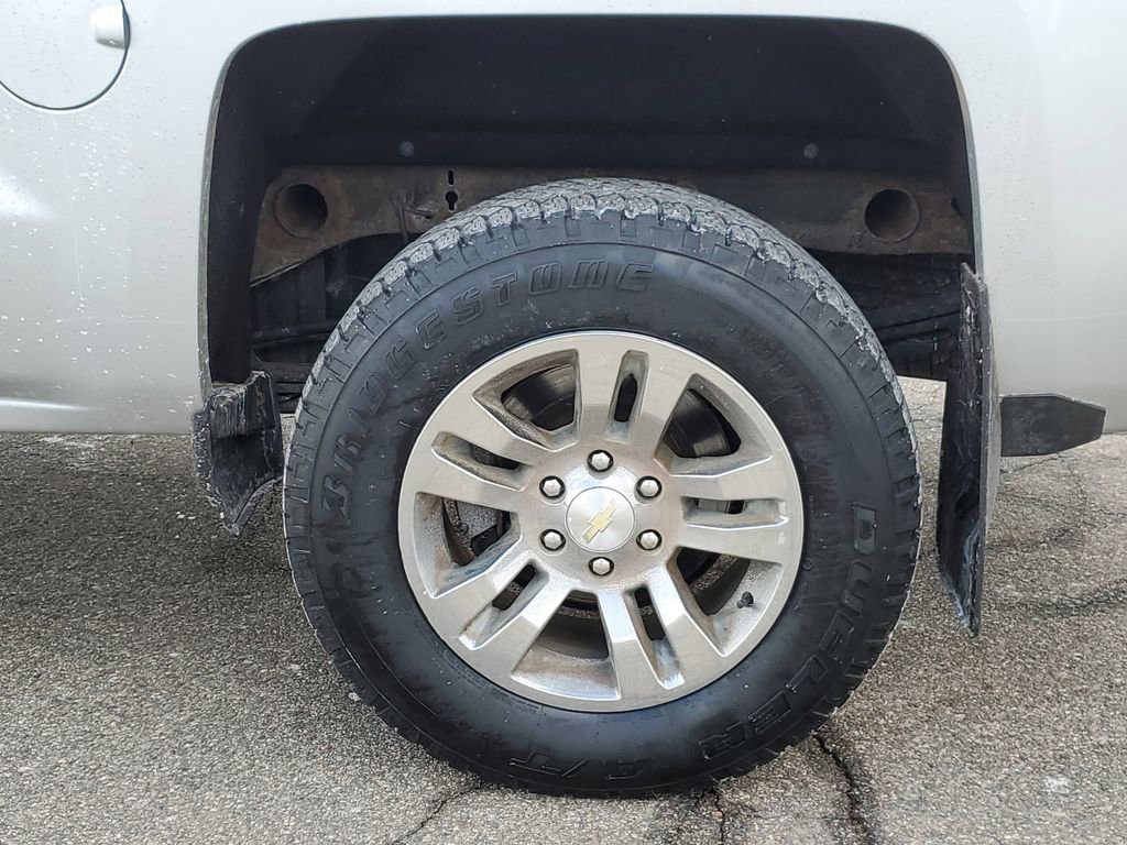 Used 2018 Chevrolet Silverado 1500 LT w/ Texas Edition image 32