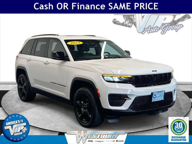 Certified 2023 Jeep Grand Cherokee Altitude image 1