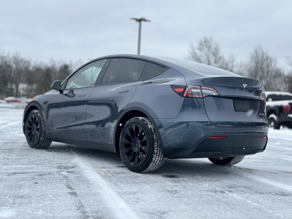 Used 2023 Tesla Model Y Long Range image 4