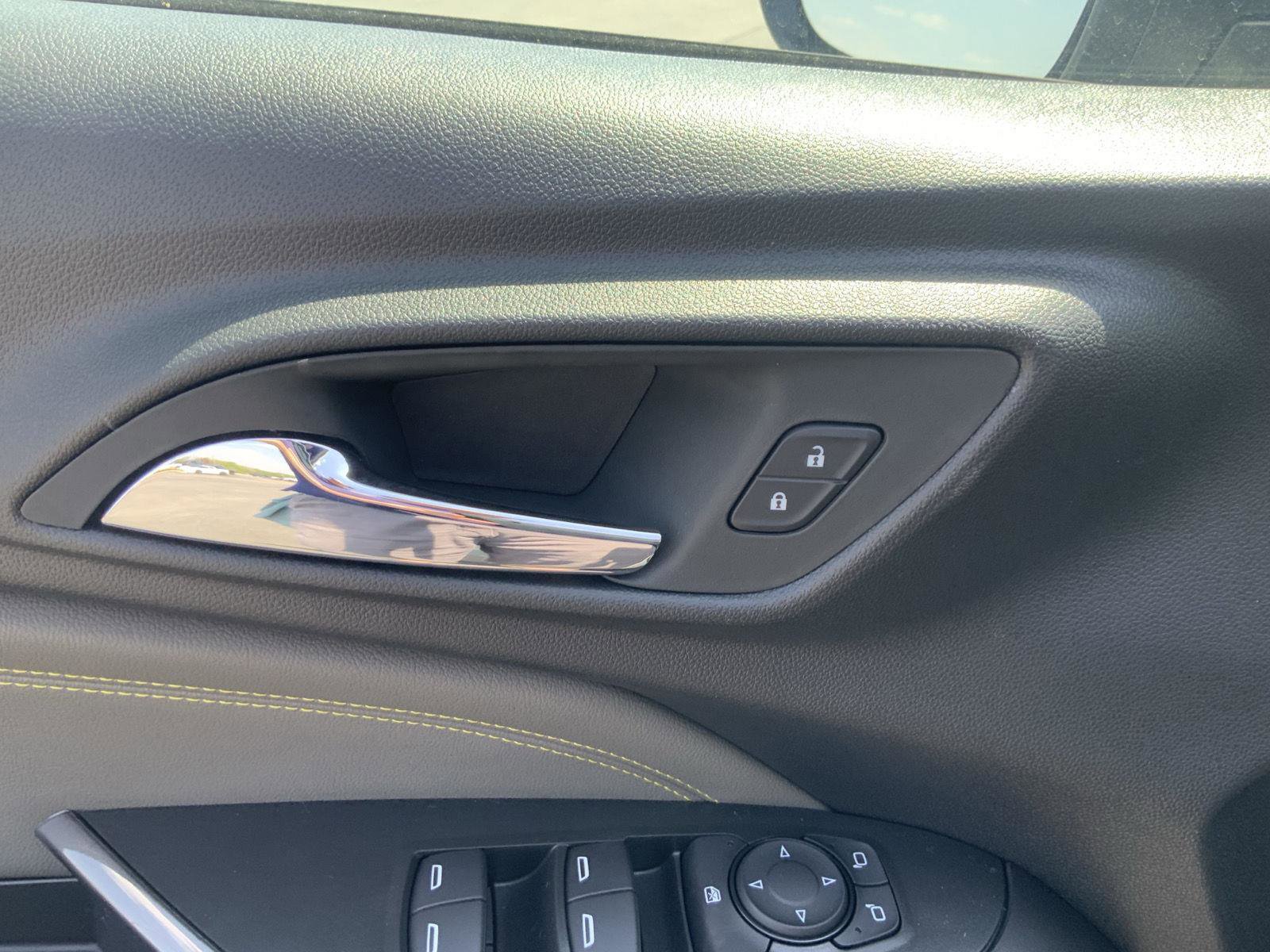 New 2026 Chevrolet Trax ACTIV FWD image 23