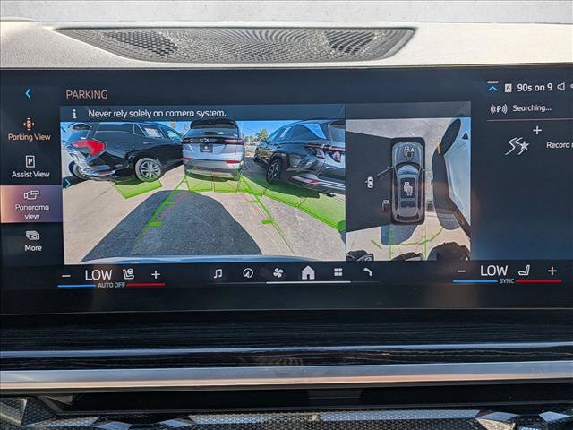 Used 2025 BMW X7 xDrive40i w/ M Sport Package AWD/4WD image 14