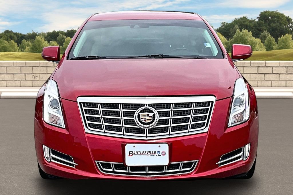 Used 2013 Cadillac XTS Luxury w/ Driver Awareness Package FWD image 3