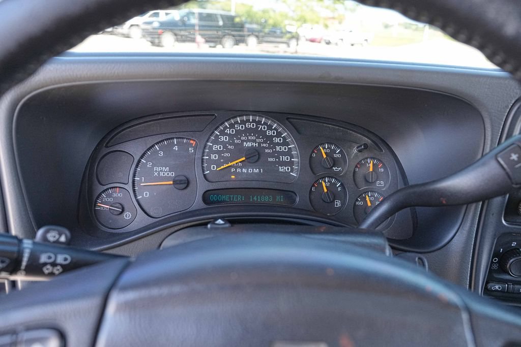 Used 2006 Chevrolet Silverado 2500 W/T w/ Heavy-Duty Power Package AWD/4WD image 24