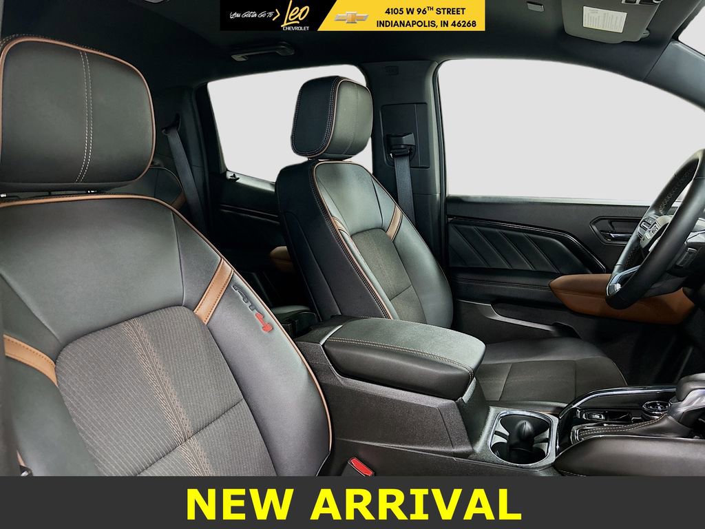 Used 2024 GMC Canyon AT4 w/ Canyon Safety Plus Package image 28