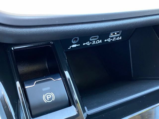 Used 2025 Subaru Legacy Premium AWD/4WD image 17