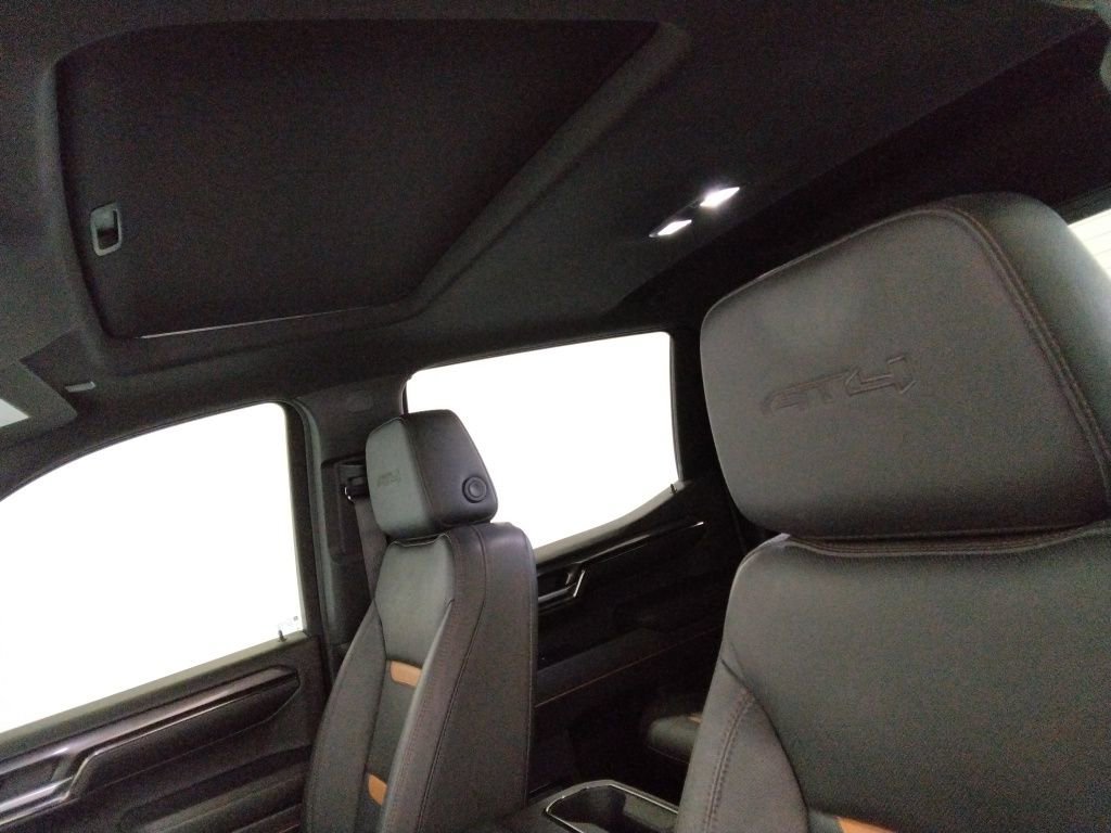 Used 2024 GMC Sierra 1500 AT4 w/ Technology Package image 25