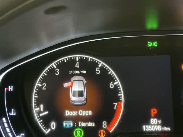 Used 2018 Honda Accord Touring image 16