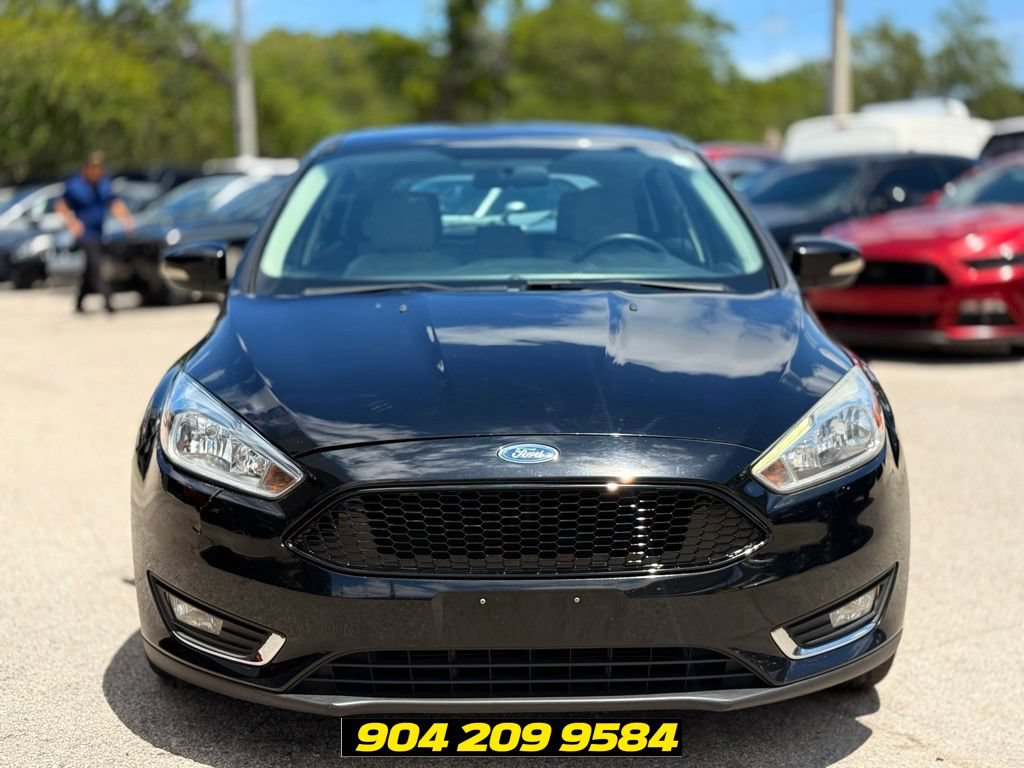 Used 2017 Ford Focus Titanium FWD image 9