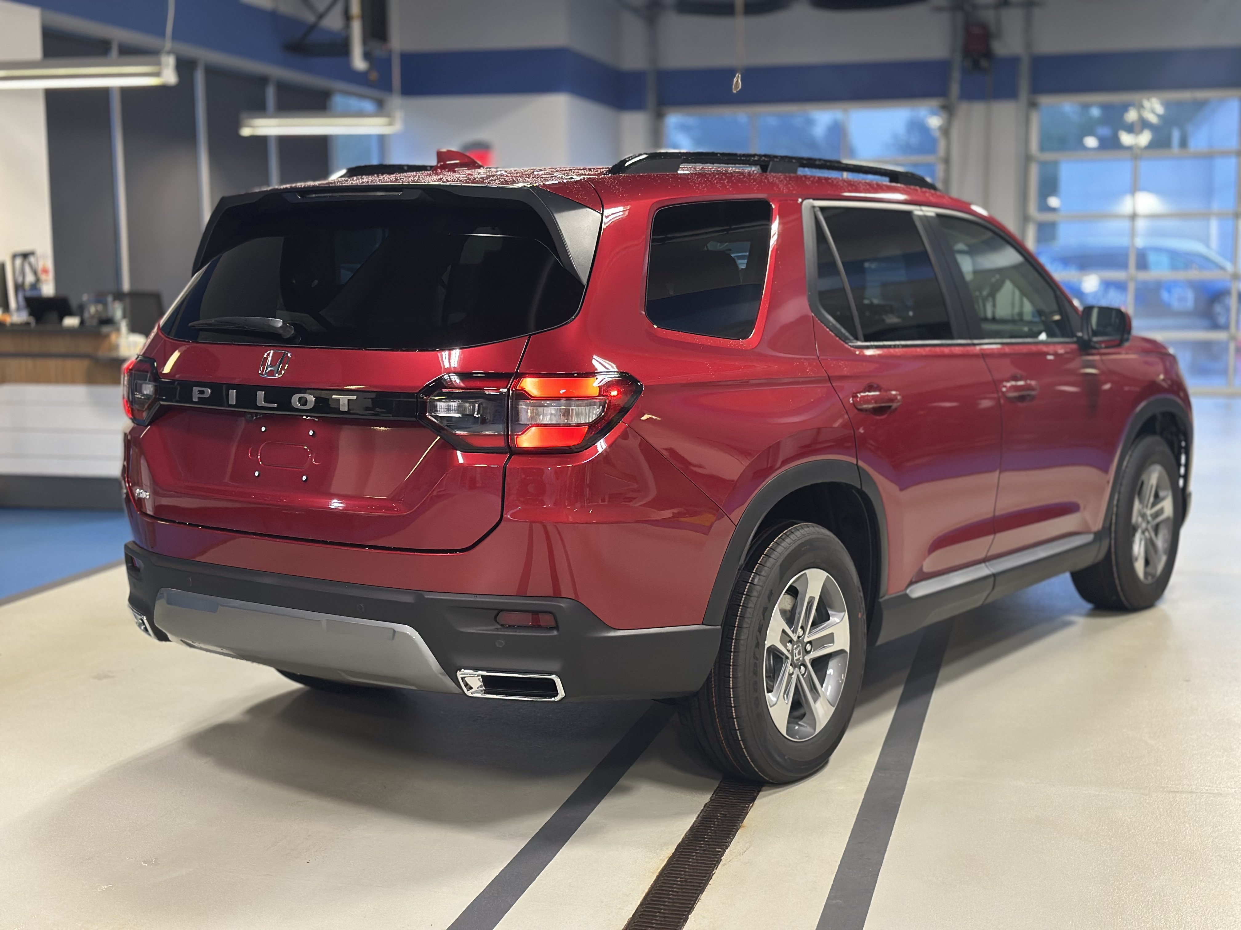 New 2026 Honda Pilot EX-L image 5